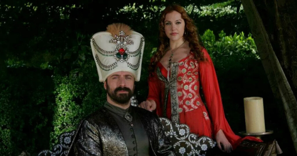 Толстая талия Хюррем и усатая Нурбану: Вот почему мы никогда не увидим их настоящих лиц