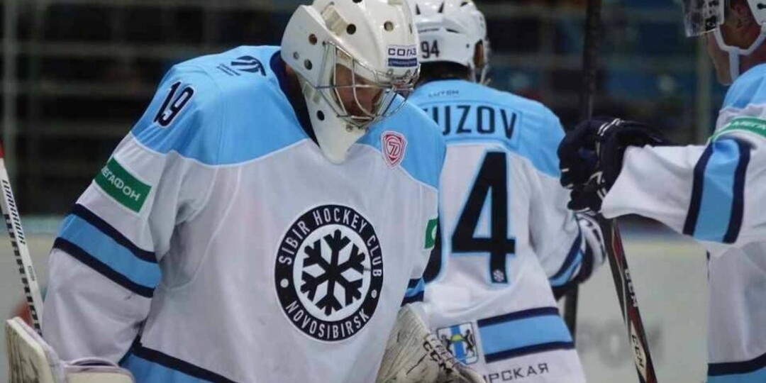 "Сибирь" потерпела разгром от "Металлурга" во втором матче Кубка Гагарина