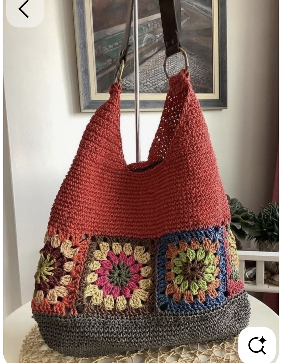 Может эту. Вяжется легко. И квадраты есть.