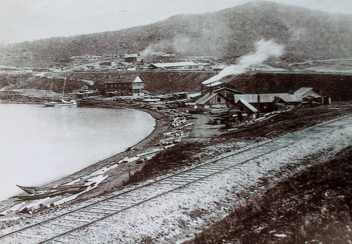 фото с сайта: https://yandex.ru/images/search?img_url=https%3A%2F%2Frgo.ru%2Fupload%2Fs34web.imageadapter%2Fa9e28833df9952ad77cfec084bcfac55%2Fimg_5747.jpg&lr=35&pos=4&rpt=simage&text=%D0%BF%D0%BE%D0%B4%D1%8A%D0%B5%D0%B7%D0%B4%20%D0%BA%20%D0%92%D0%BB%D0%B0%D0%B4%D0%B8%D0%B2%D0%BE%D1%81%D1%82%D0%BE%D0%BA%D1%83%20%D0%BD%D0%B0%20%D0%BF%D0%BE%D0%B5%D0%B7%D0%B4%D0%B5%20%D0%B2%201649%20%D0%B3%D0%BE%D0%B6%D1%83