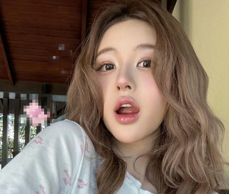 Китайская актриса Чжао Лусы.