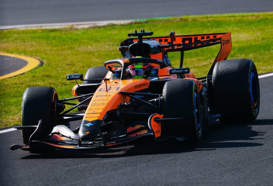    Результаты второй пятничной тренировки Ф1 2026 на СузукеMcLaren