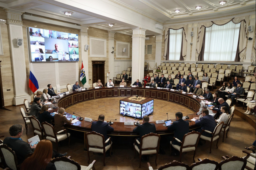    фото с сайта правительства Новосибирской области