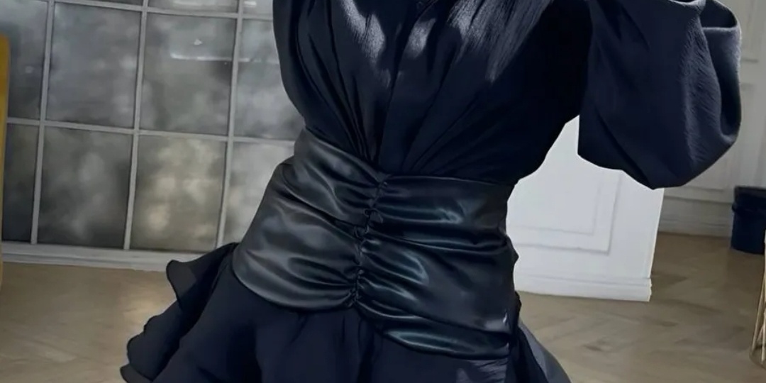 Женские юбки, футболки, молодежное  платье: подборка одежды с Wildberries