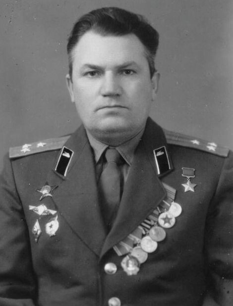 Григорий Николаевич На́йдин (18 ноября 1917, с. Салтыково, Курская губерния — 10 декабря 1977, Бердичев, Житомирская область) — советский офицер, танкист, участник Великой Отечественной войны, Герой Советского Союза (3 июня 1944)