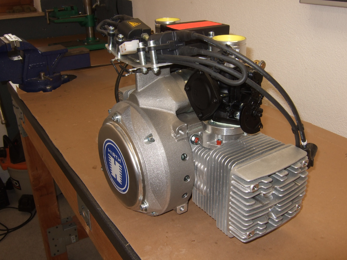 Двигатель Hirth F-23 используемый на БПЛА "Лютый"