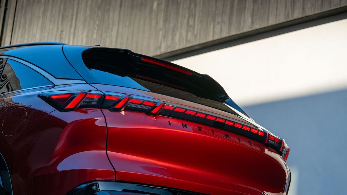    Infiniti QX65. Фото Nissan