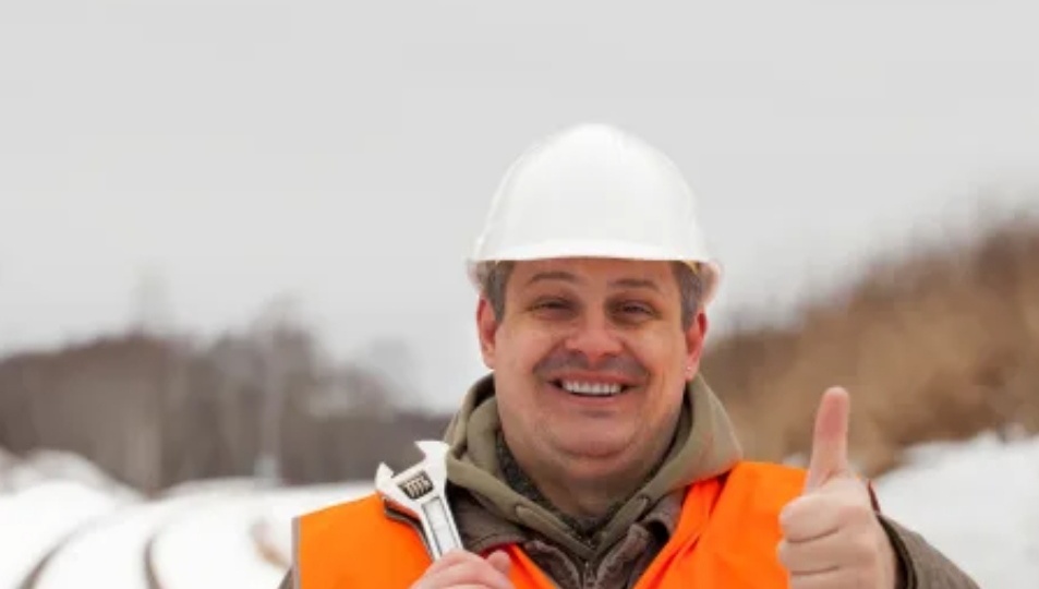 Зарплаты работников РЖД в 2027 году могут догнать зарплаты на заводах. Стоит ли уходить с железки сейчас?