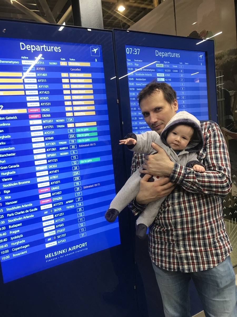 наше первое путешествие с дочкой на самолете