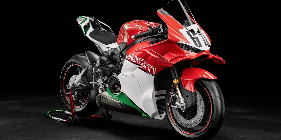 DUCATI Superleggera V4 Centenario —150 000 евро за 243.6 л.с. и 167 кг.!