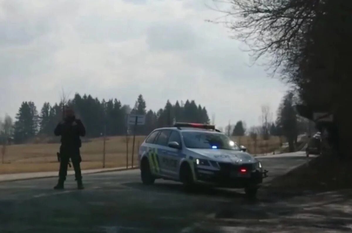    В Чехии разыскивают преступника, атаковавшего «Русский дом» в Праге