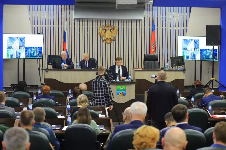    27 марта прошло 36-е заседание Думы Бийска. Источник: Сергей Кулыгин / "БР"