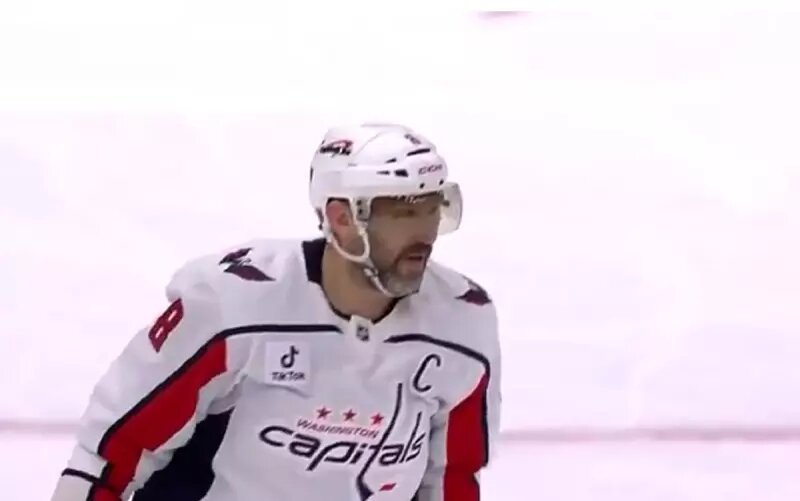 «Вашингтон» с хет-триком Овечкина и дублем Мирошниченко обыграл «Юту»