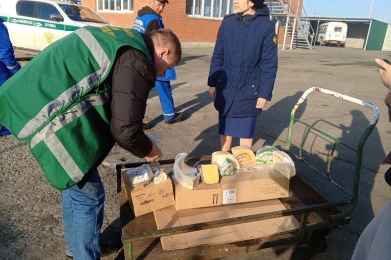    Уральское межрегиональное управление Россельхознадзора. Сыр на тележке