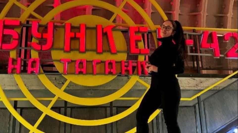 Москвичи 30 лет ездили мимо ядерного бункера и даже не знали о нем. Что скрывает обычный дом на Таганке и почему там до сих пор воет сирена