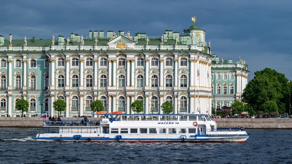    Комтранс Петербурга планирует официально открыть навигацию с 13 апреля Автор фото: Тихонов Михаил