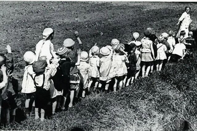 «Примите детей! Умирают!»: беременная партизанка прошла 200 км по минным полям. Врачи лишились дара речи, увидев, КОГО она привела