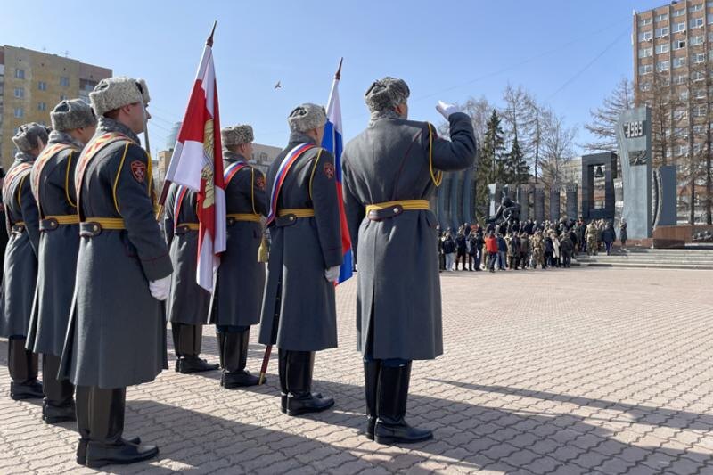    Минута молчания