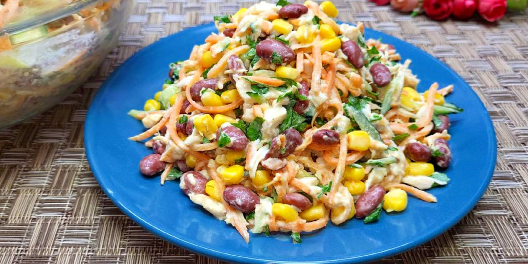 Съедят за минуту! Вкуснейший салат из простых продуктов за 5 минут! И на каждый день и на праздник!