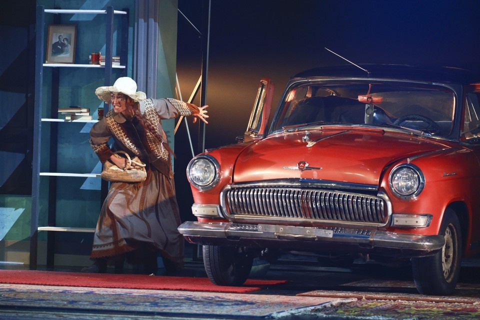    Спектакль «Три сестры» в постановке Артема Терехина Олег УКЛАДОВ