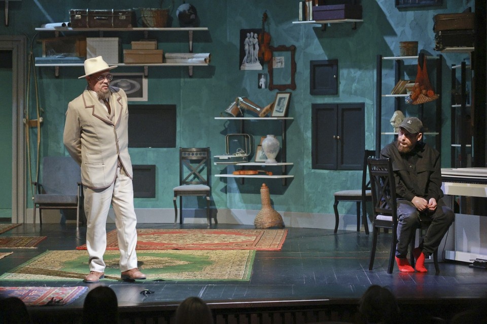    Спектакль «Три сестры» в постановке Артема Терехина Олег УКЛАДОВ