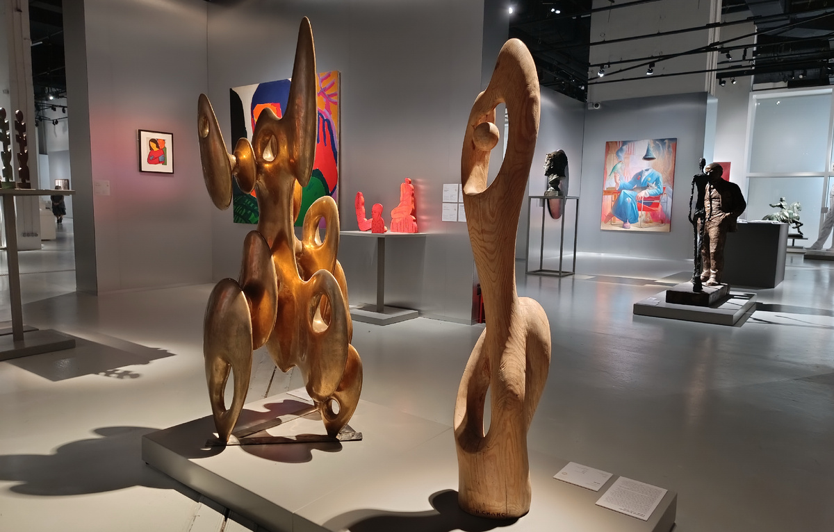 На выставке