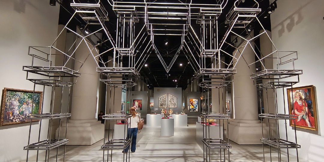 Строгановка - от прошлого к настоящему. Выставка в галерее Паркинг