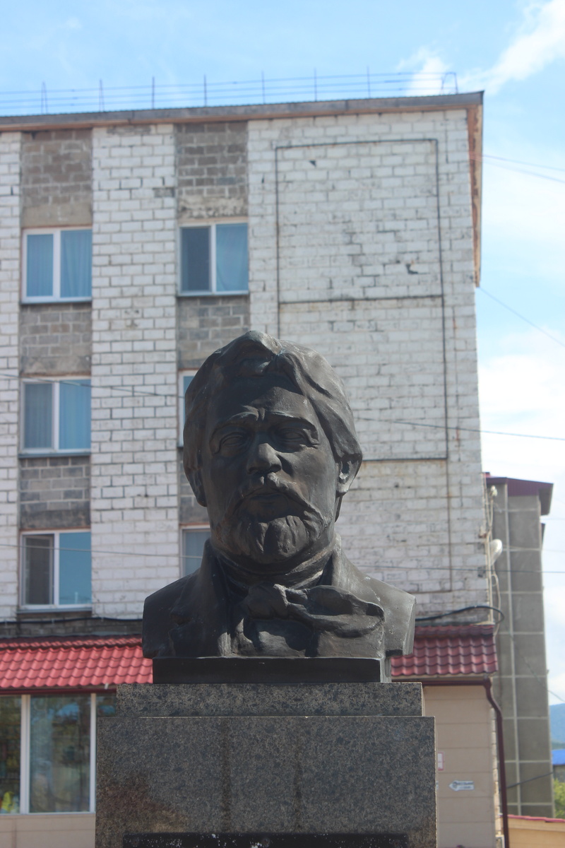 Бюст Чехова