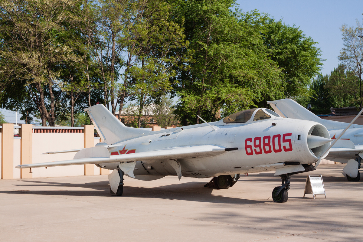 Истребитель J-6. Фото: Getty Images