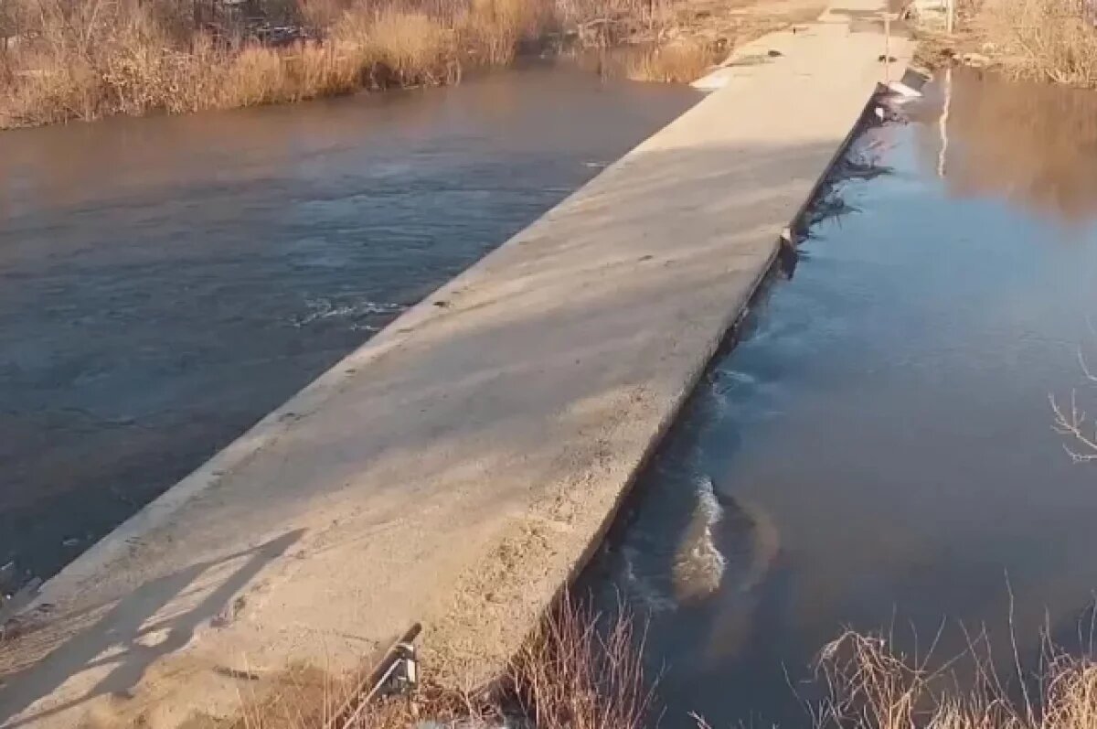    В Белёвском районе из-за паводка закрыли мост