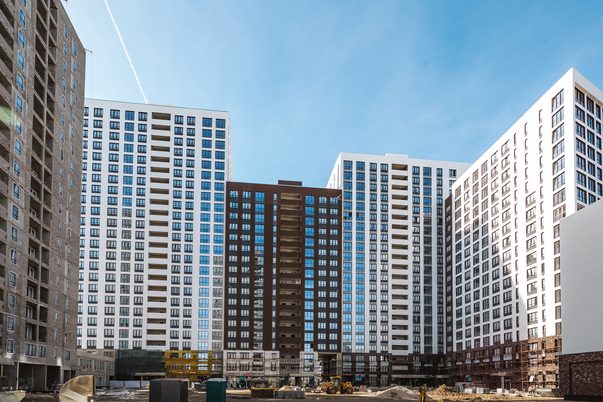 Секции 1.3, 1.4, 1.5 и 1.6 (слева направо)