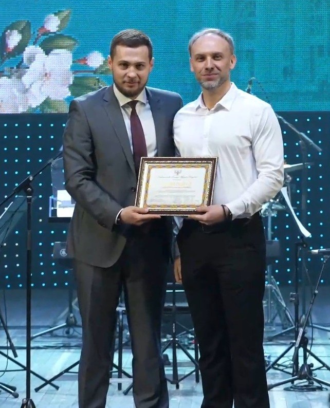 Солист оперы Максим Алексейчук