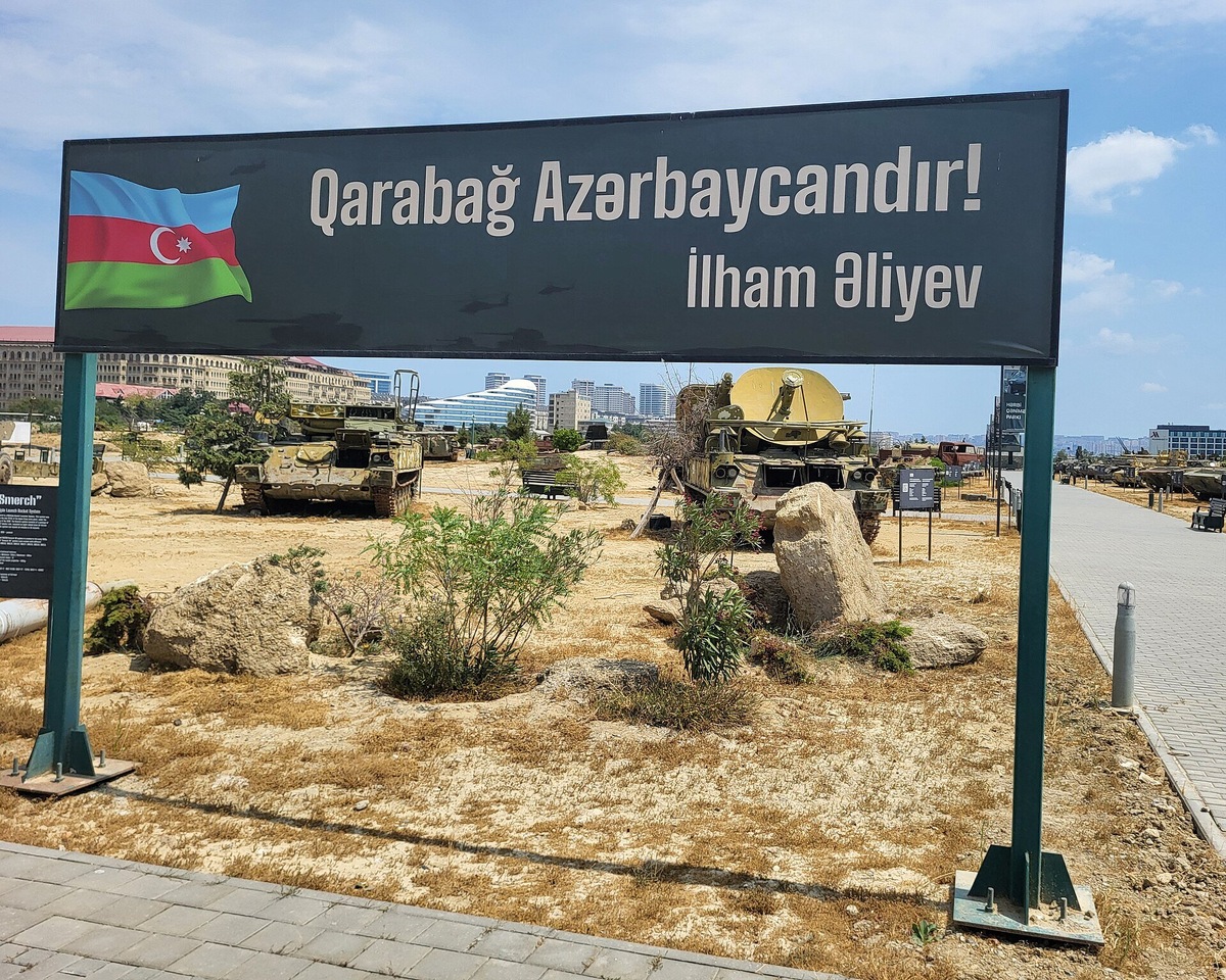   Ален Симонян: «Карабах принадлежит Азербайджану, так зачем же вы даёте ему другое название? Фото: spyurk.cyou