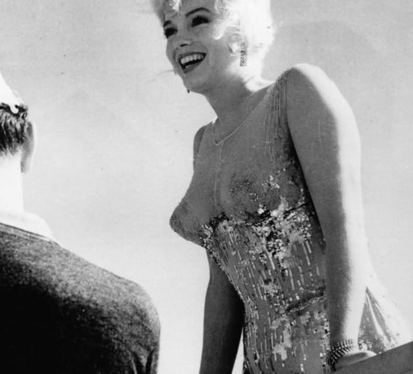Платье Мэрилин Монро из «В джазе только девушки»