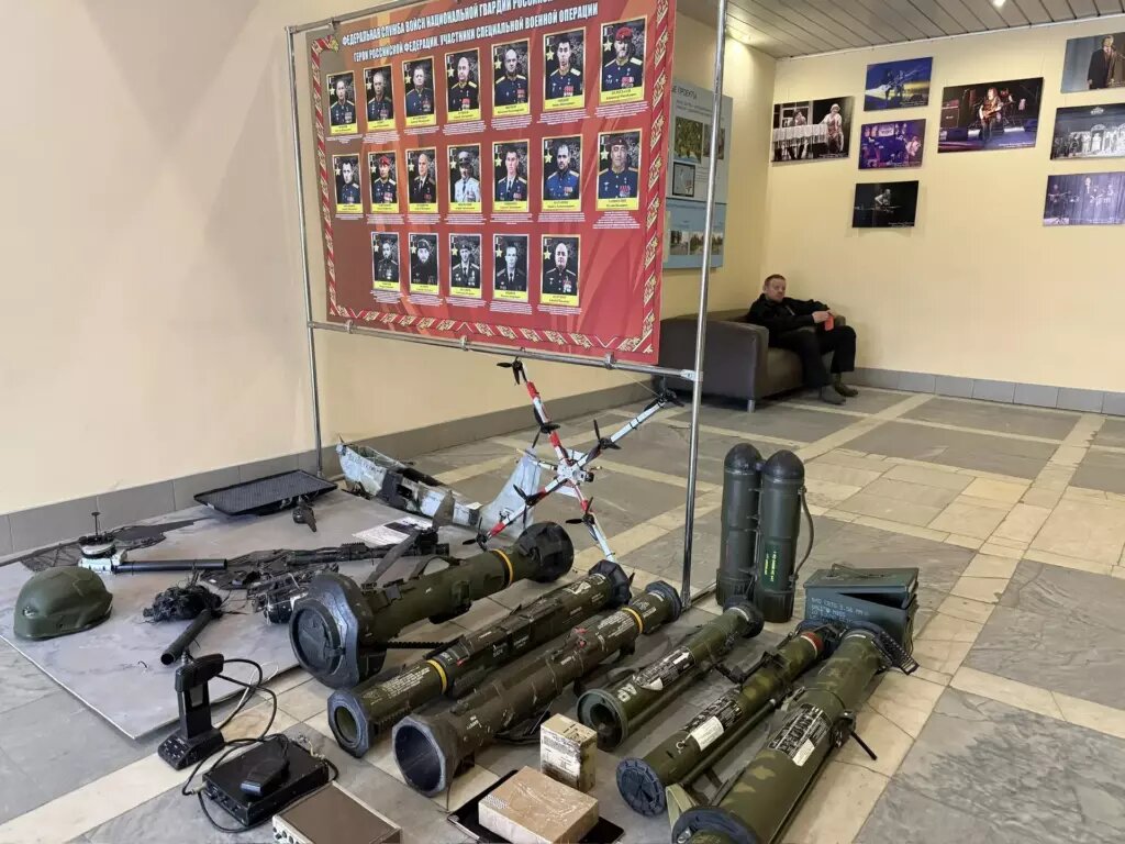 Листайте вправо, чтобы увидеть больше изображений