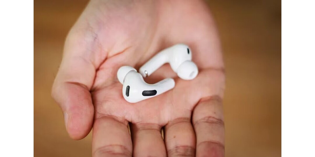 Живой перевод Google Live Translate теперь доступен на наушниках iOS