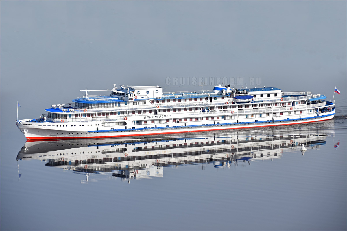 Теплоход "Илья Муромец" (фото с портала cruiseinform.ru)