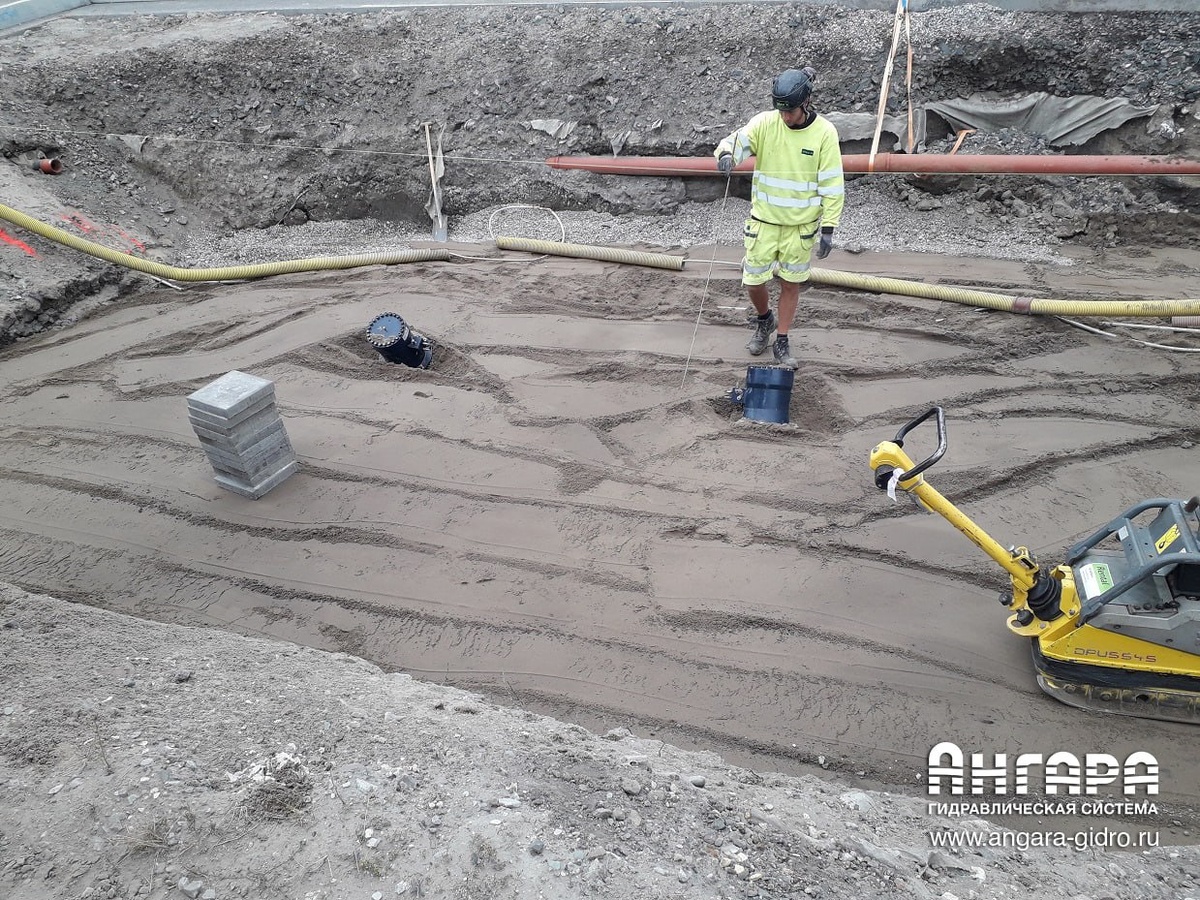 Бескамерная врезка дисковых затворов с гидроприводом DN800 PN25