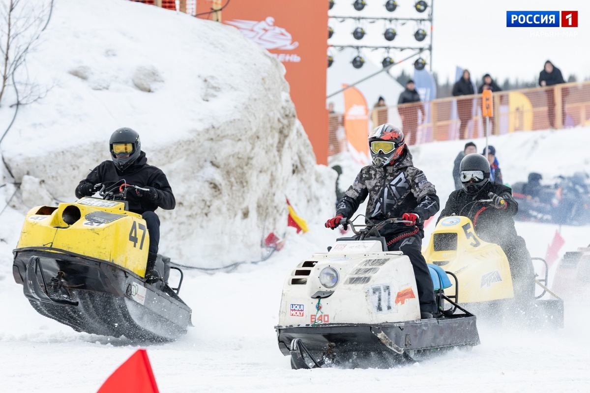 Бураны вместо оленей, но суть одна - праздновать приход весны! Фото: Мария Макаренко. 