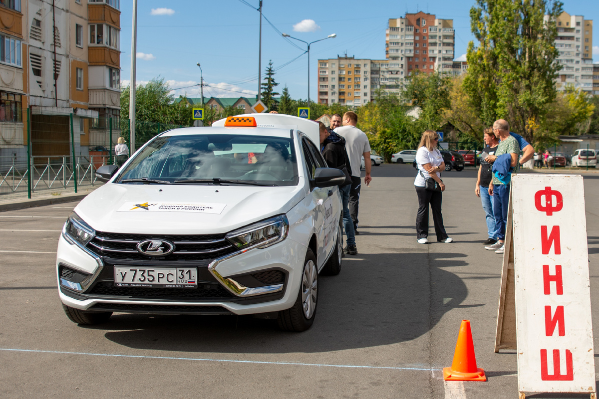 Фото: Лучший водитель такси в России