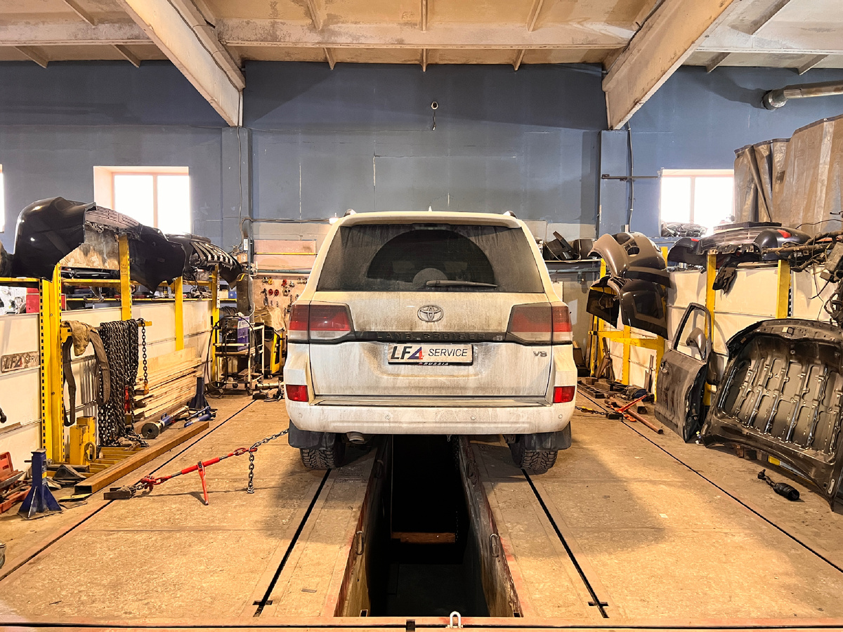 Ремонт рамы внедорожника Toyota Land Cruiser