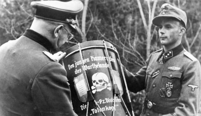 Дивизия СС "Мертвая голова". Источник: https://clck.su/tUlTS