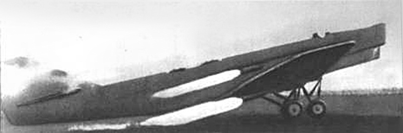 Взлет ТБ-1 с ракетными ускорителями