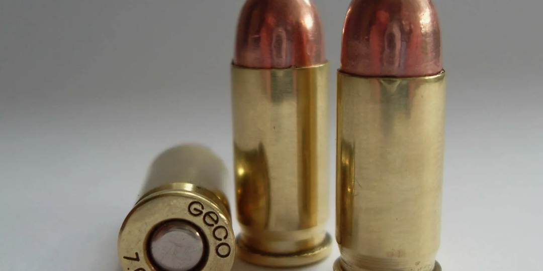 32 ACP: КАРЛИК, КОТОРЫЙ НЕ ХОЧЕТ УМИРАТЬ