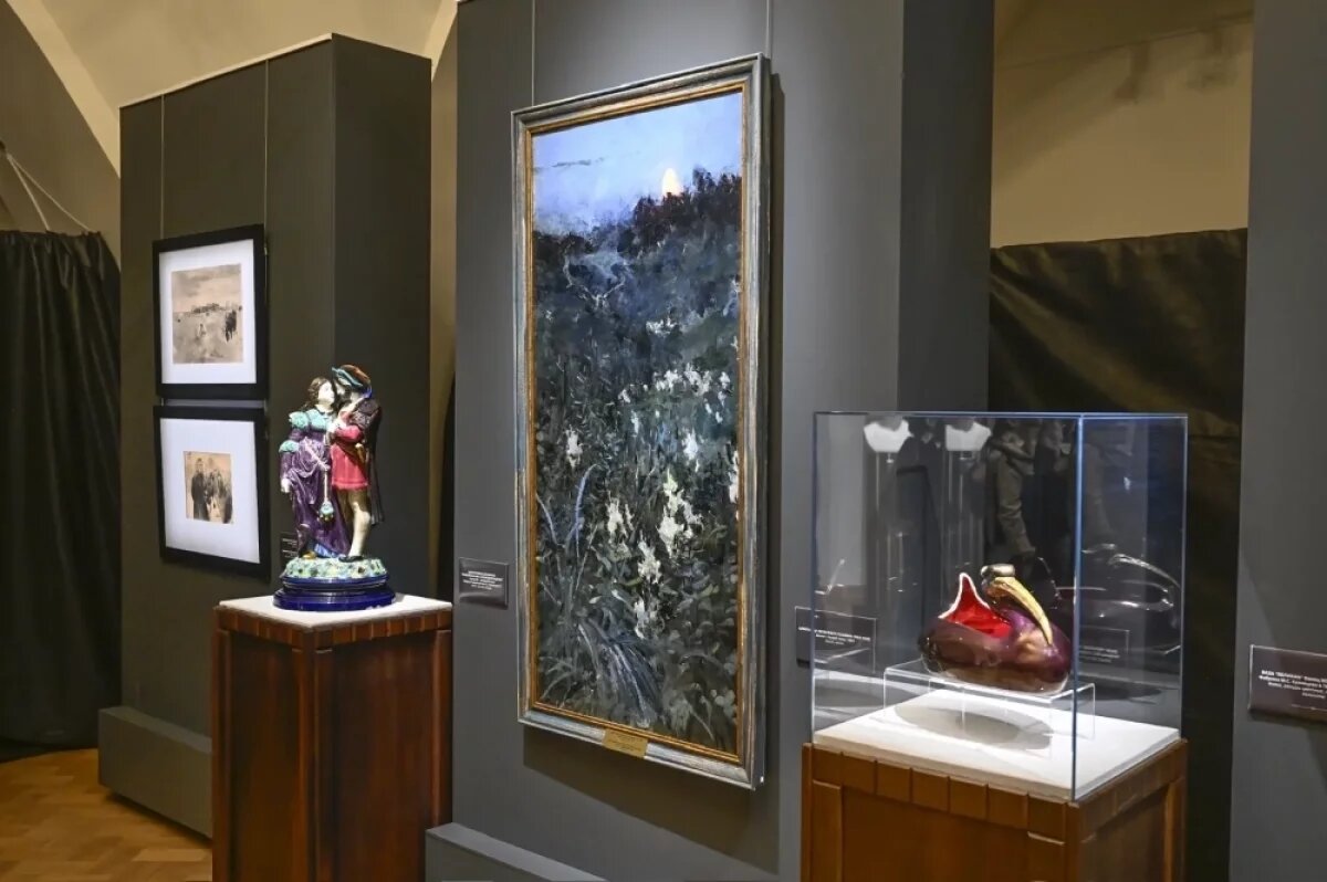    Виталий Королев открыл уникальную выставку в Тверском императорском дворце