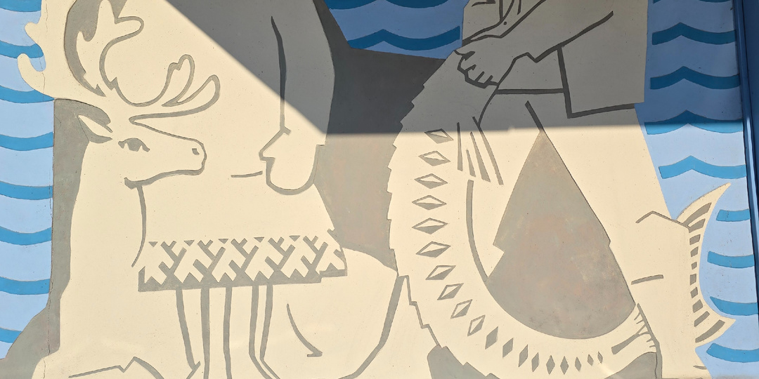 Уникальное сграффито на фасаде гостиницы «Волга» в Казани.