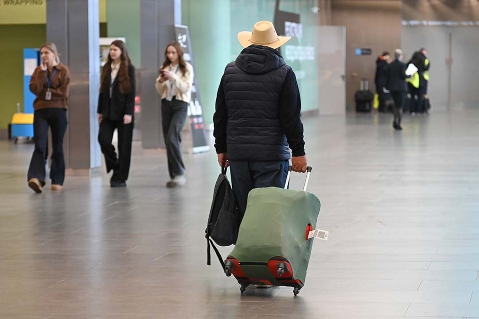    Транспорт оборудовали откидными креслами и USB-разъемами для зарядки гаджетов. Ольга ЮШКОВА