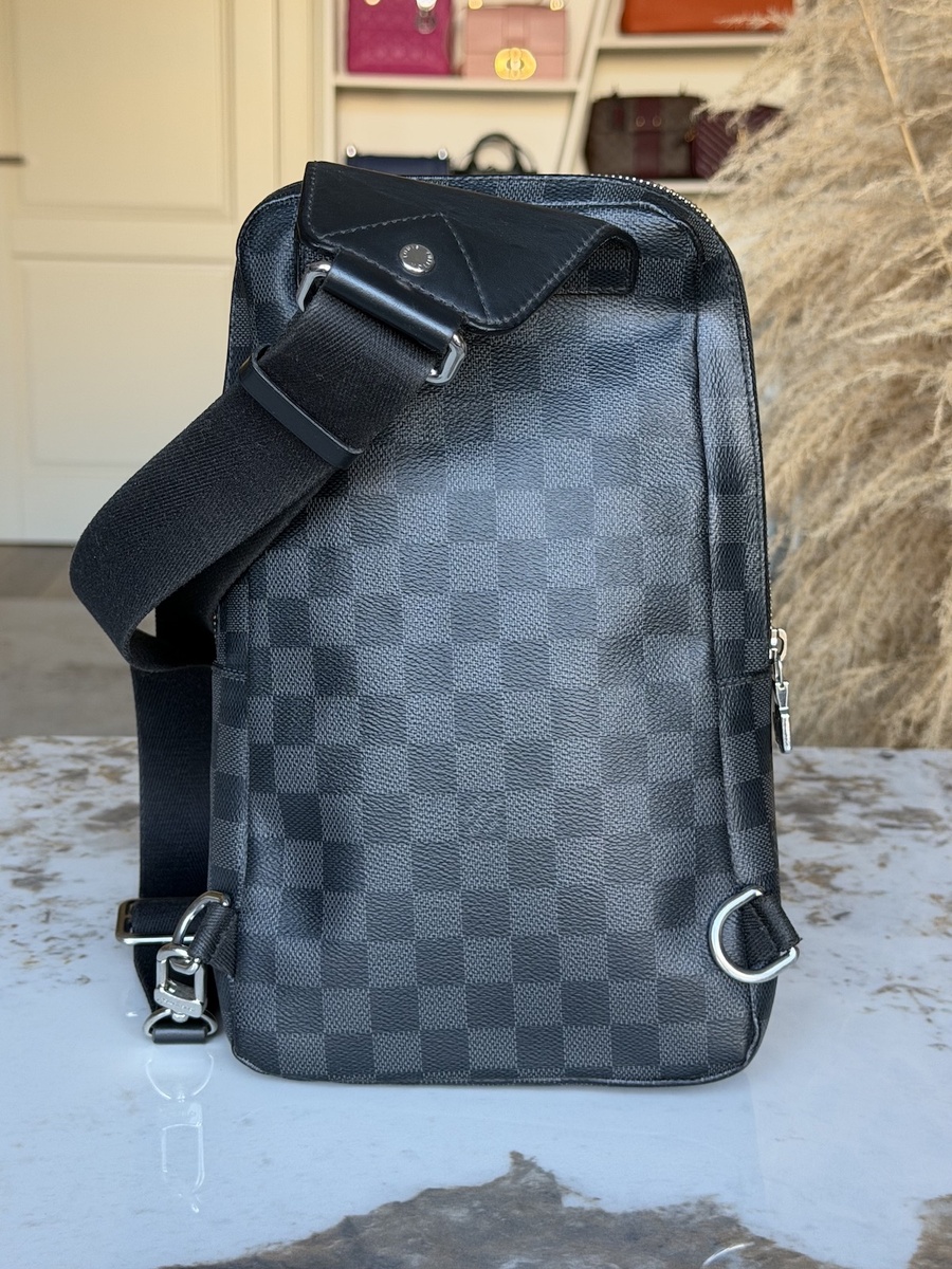 Сумка-слинг Louis Vuitton Avenue 