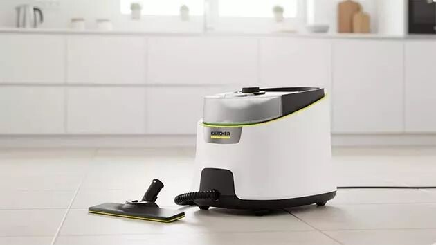 Karcher SC 4 Deluxe EasyFix. Фото: Ян Ляпин, KP.RU / Нейросеть