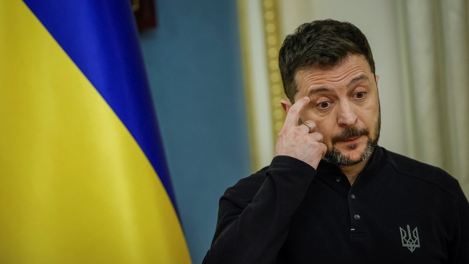 В МИД РФ заявили о планах Зеленского: расставаться с властью не планирует